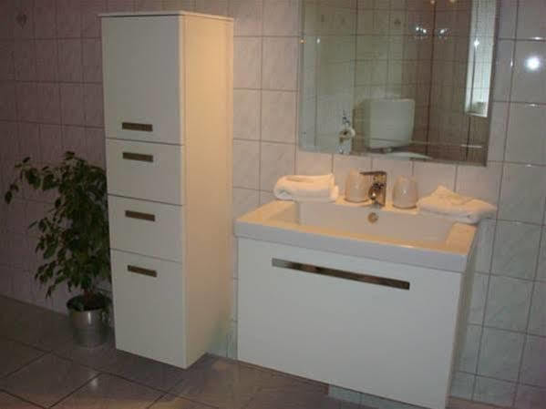 Hotel Am Nordkreuz ฮาร์ริสลี ภายนอก รูปภาพ